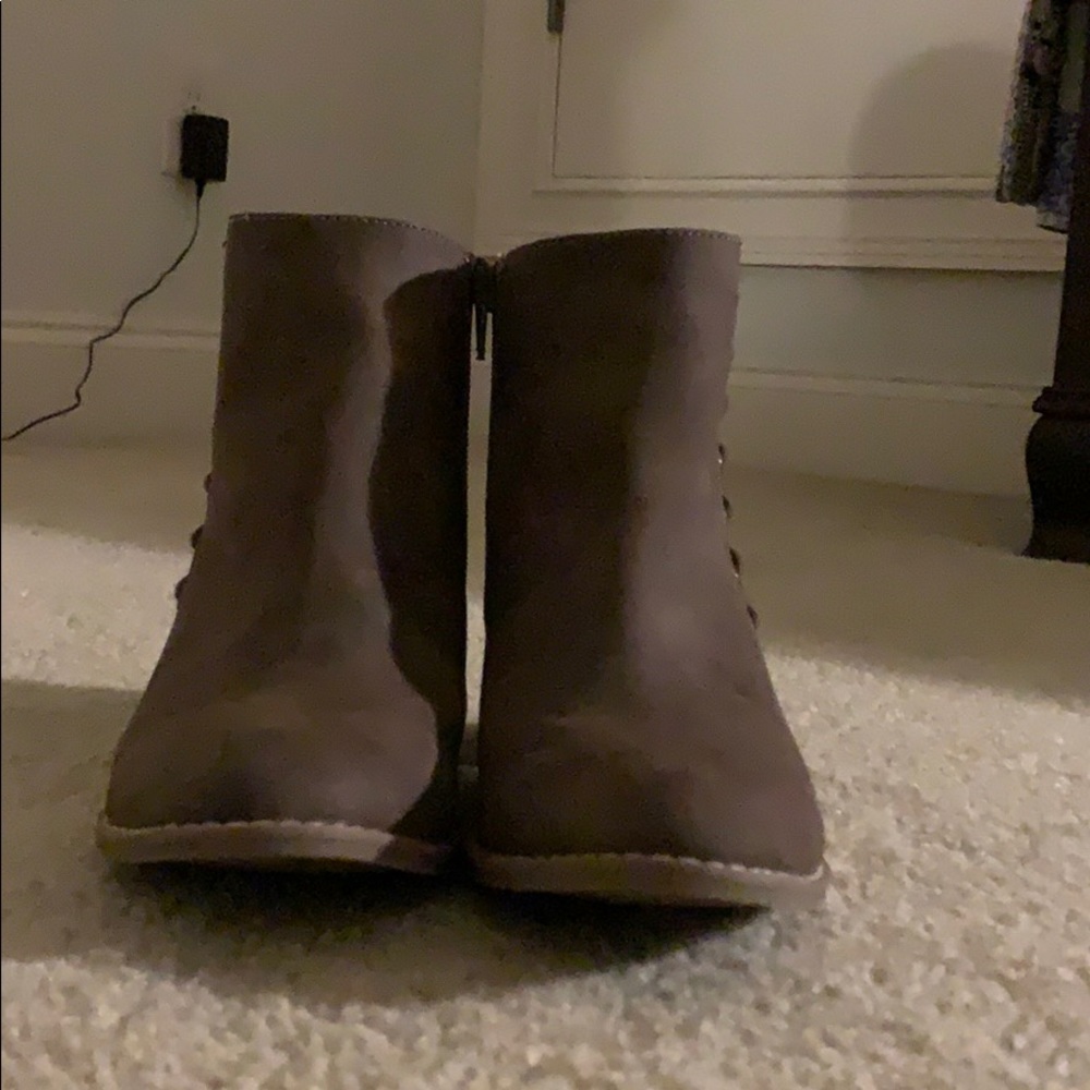 Brown Booties. - image 3